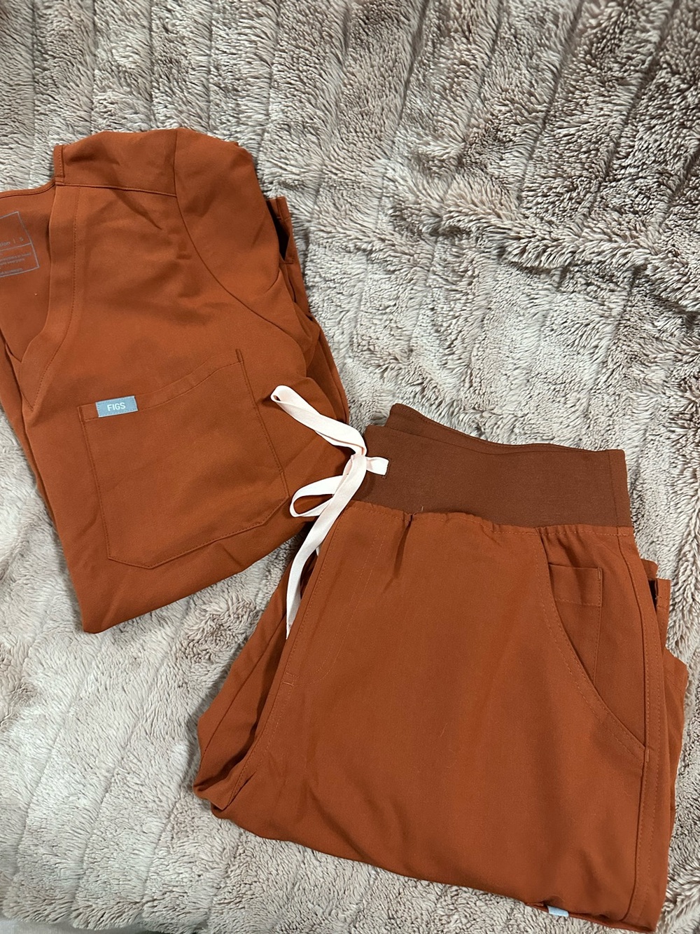 Figs V-Neck Top in Rust Orange